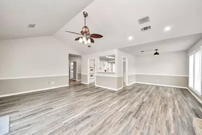 2207 S Belmont Drive, Richmond, TX 77469 - Photo 10