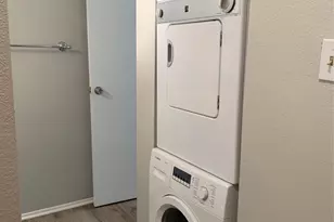 10049 Westpark Dr, Houston, TX 77042 - Photo 24