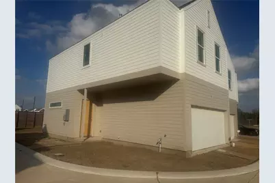 4014 Buffalo Moon Drive, Houston, TX 77045 - Photo 2