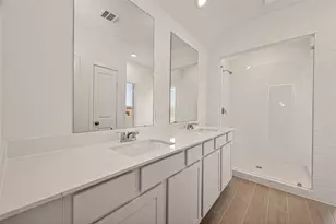 9029 La Pau Ln, Houston, TX 77051 - Photo 32
