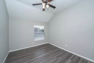 406 N Marathon Way, Stafford, TX 77477 - Photo 8