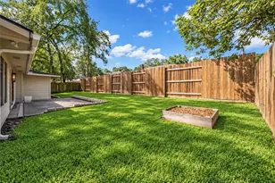 95 Paradise Valley Dr, Conroe, TX 77304 - Photo 34