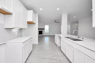 5842 Madison Trl Dr, Richmond, TX 77469 - Photo 10