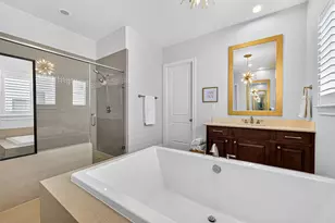 8729 Oak Kolbe Ln, Houston, TX 77080 - Photo 36