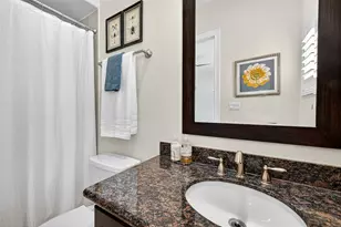 8729 Oak Kolbe Ln, Houston, TX 77080 - Photo 40