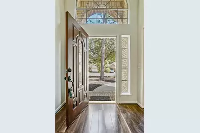 18 Beckett Hill Place, The Woodlands, TX 77382 - Photo 4