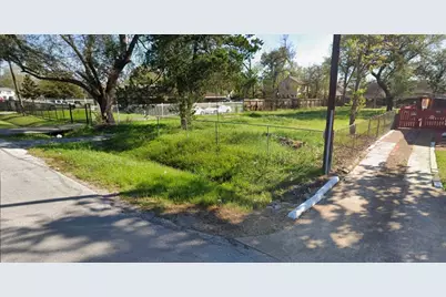 4210 Leffingwell Street, Houston, TX 77026 - Photo 2
