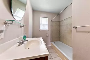 9830 Sumerlin St, Houston, TX 77075 - Photo 8
