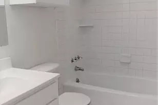 704 E 22nd St, Houston, TX 77008 - Photo 10