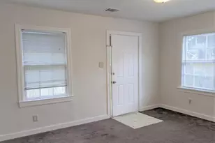 704 E 22nd St, Houston, TX 77008 - Photo 38