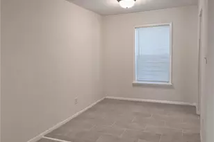 704 E 22nd St, Houston, TX 77008 - Photo 8