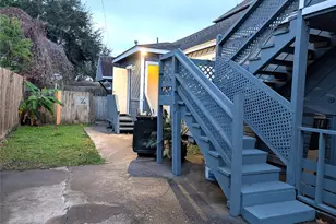 704 E 22nd St, Houston, TX 77008 - Photo 44