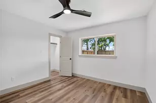 926 Buoy Rd, Houston, TX 77062 - Photo 20