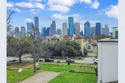 1611 Crockett Street, Houston, TX 77007 - Photo 1