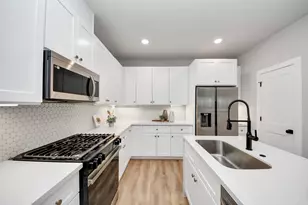 5811 Francis Oak Pl, Houston, TX 77091 - Photo 10