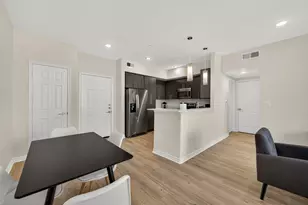 2445 Shadow View Ln, Houston, TX 77077 - Photo 10