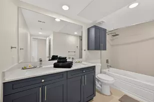 2445 Shadow View Ln, Houston, TX 77077 - Photo 8