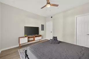 2445 Shadow View Ln, Houston, TX 77077 - Photo 6