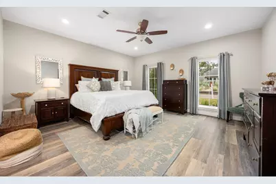 1118 Crossroads Drive, Houston, TX 77079 - Photo 20