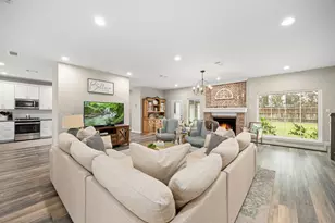 1118 Crossroads Dr, Houston, TX 77079 - Photo 6