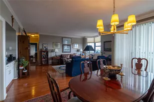 651 Bering Dr, Houston, TX 77057 - Photo 4