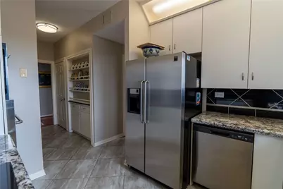 651 Bering Drive #1301, Houston, TX 77057 - Photo 10