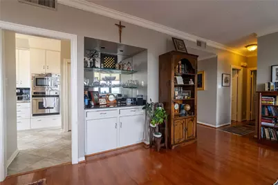 651 Bering Drive #1301, Houston, TX 77057 - Photo 6