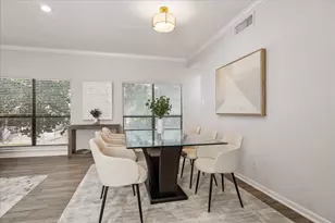402 Tuam St, Houston, TX 77006 - Photo 12