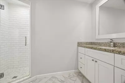 402 Tuam Street #3, Houston, TX 77006 - Photo 22