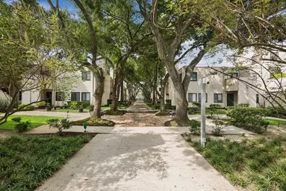 402 Tuam Street #3, Houston, TX 77006 - Photo 6