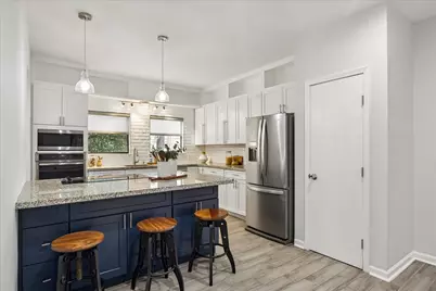 402 Tuam Street #3, Houston, TX 77006 - Photo 12