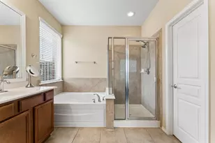 47 Canterborough Pl, The Woodlands, TX 77375 - Photo 16