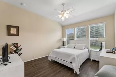 47 Canterborough Place, The Woodlands, TX 77375 - Photo 14