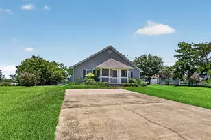 5317 County Rd 868 E, Brazoria, TX 77422 - Photo 2