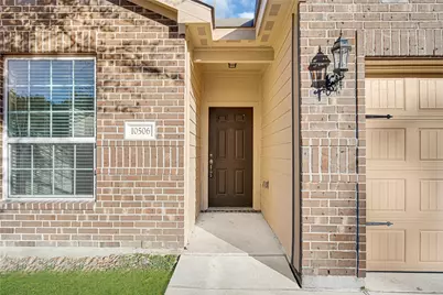 10506 Pine Landing Drive, Houston, TX 77088 - Photo 2