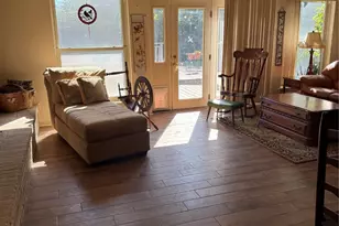 501 Pin Oak Dr, Baytown, TX 77520 - Photo 4