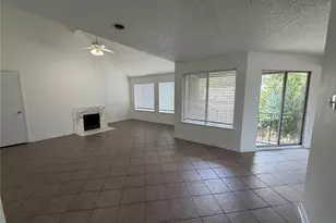 12200 Overbrook Ln, Houston, TX 77077 - Photo 4