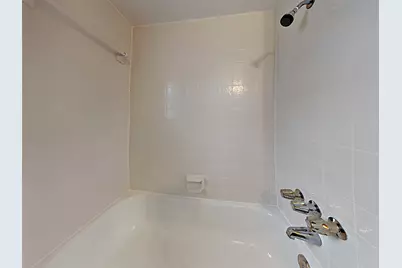 207 Oakwood Street, League City, TX 77573 - Photo 6