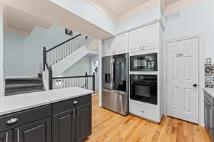2201 Crocker St, Houston, TX 77006 - Photo 12