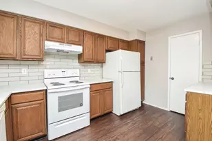 5809 Village Forest Ct, Houston, TX 77092 - Photo 8