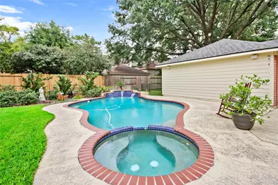 10510 Pearl Drive, Houston, TX 77064 - Photo 1