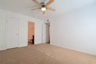 8100 Creekbend Dr, Houston, TX 77071 - Photo 10