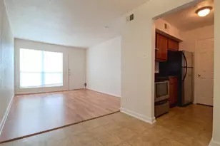 8100 Creekbend Dr, Houston, TX 77071 - Photo 4