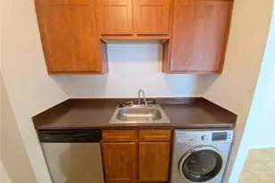 8100 Creekbend Dr, Houston, TX 77071 - Photo 10