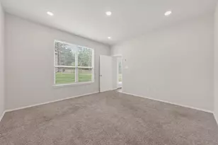 708 Crystal River Rd, Conroe, TX 77316 - Photo 14