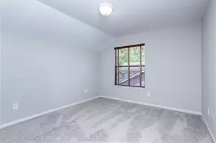 59 Douvaine Ct, The Woodlands, TX 77382 - Photo 20