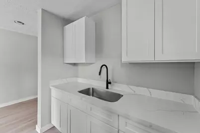 7425 Avenue E, Houston, TX 77011 - Photo 6