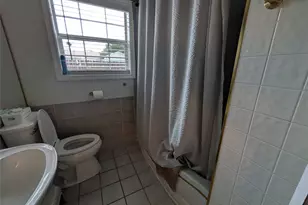 6638 Thornwall St, Houston, TX 77092 - Photo 8