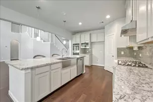 8033 SERENITY Dr, Pearland, TX 77584 - Photo 14