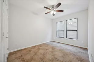 1376 Studer St, Houston, TX 77007 - Photo 28